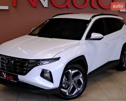 Белый Хендай Туксон, объемом двигателя 2 л и пробегом 160 тыс. км за 29900 $, фото 14 на Automoto.ua