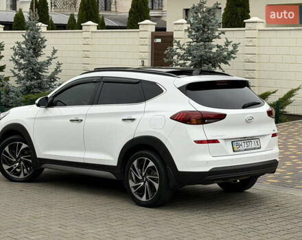 Белый Хендай Туксон, объемом двигателя 2 л и пробегом 50 тыс. км за 23800 $, фото 33 на Automoto.ua