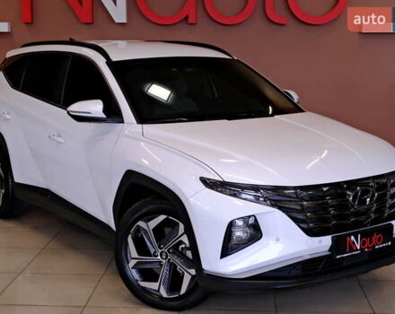 Белый Хендай Туксон, объемом двигателя 2 л и пробегом 160 тыс. км за 29900 $, фото 9 на Automoto.ua