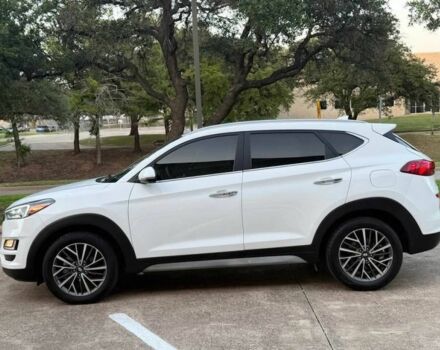 Белый Хендай Туксон, объемом двигателя 2.4 л и пробегом 48 тыс. км за 5900 $, фото 3 на Automoto.ua