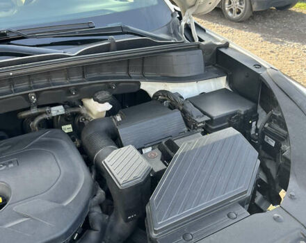 Белый Хендай Туксон, объемом двигателя 2 л и пробегом 148 тыс. км за 17850 $, фото 21 на Automoto.ua