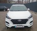 Белый Хендай Туксон, объемом двигателя 2 л и пробегом 73 тыс. км за 23000 $, фото 1 на Automoto.ua