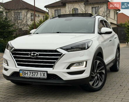 Белый Хендай Туксон, объемом двигателя 2 л и пробегом 50 тыс. км за 23800 $, фото 15 на Automoto.ua
