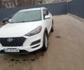 Белый Хендай Туксон, объемом двигателя 2 л и пробегом 73 тыс. км за 23000 $, фото 1 на Automoto.ua