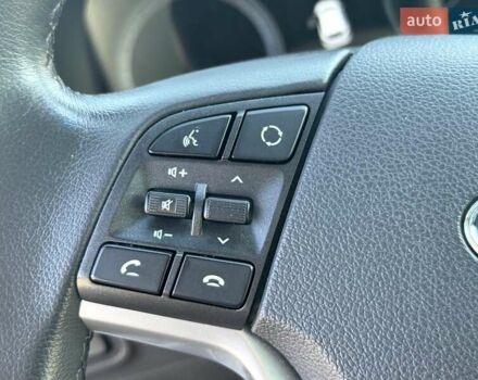 Білий Хендай Туксон, об'ємом двигуна 2 л та пробігом 109 тис. км за 23500 $, фото 19 на Automoto.ua