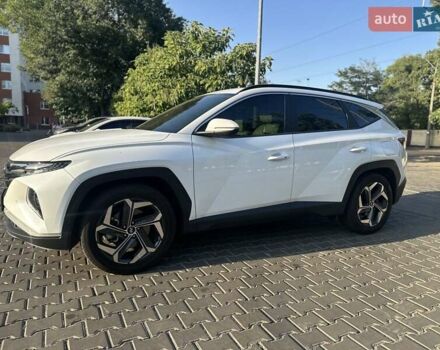 Белый Хендай Туксон, объемом двигателя 2 л и пробегом 163 тыс. км за 27500 $, фото 22 на Automoto.ua