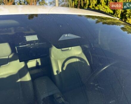 Белый Хендай Туксон, объемом двигателя 2 л и пробегом 163 тыс. км за 27500 $, фото 24 на Automoto.ua