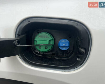 Білий Хендай Туксон, об'ємом двигуна 2 л та пробігом 136 тис. км за 22900 $, фото 18 на Automoto.ua