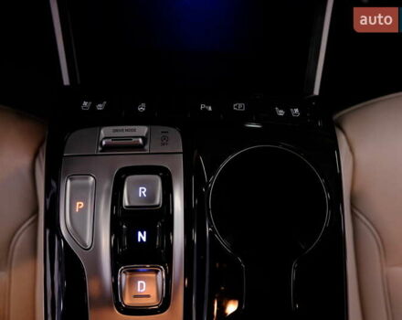 Белый Хендай Туксон, объемом двигателя 2 л и пробегом 160 тыс. км за 29900 $, фото 26 на Automoto.ua