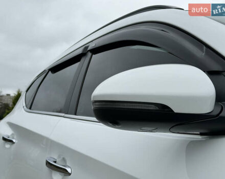 Белый Хендай Туксон, объемом двигателя 2 л и пробегом 50 тыс. км за 23800 $, фото 44 на Automoto.ua