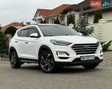 Белый Хендай Туксон, объемом двигателя 2 л и пробегом 50 тыс. км за 23800 $, фото 14 на Automoto.ua