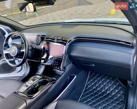 Белый Хендай Туксон, объемом двигателя 1.6 л и пробегом 97 тыс. км за 32800 $, фото 60 на Automoto.ua