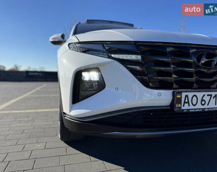 Белый Хендай Туксон, объемом двигателя 2 л и пробегом 147 тыс. км за 23700 $, фото 53 на Automoto.ua