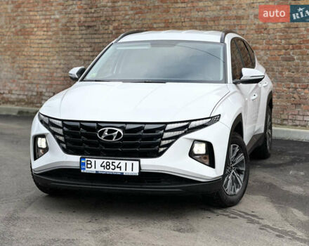 Белый Хендай Туксон, объемом двигателя 2 л и пробегом 123 тыс. км за 22800 $, фото 1 на Automoto.ua