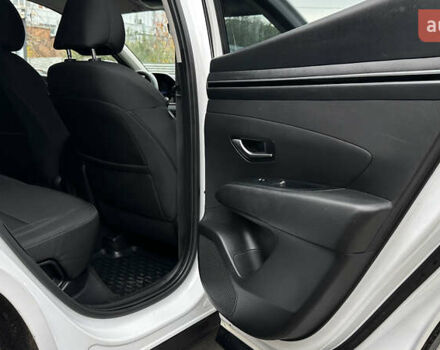 Белый Хендай Туксон, объемом двигателя 2 л и пробегом 123 тыс. км за 22800 $, фото 35 на Automoto.ua