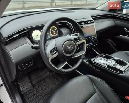 Білий Хендай Туксон, об'ємом двигуна 1.6 л та пробігом 41 тис. км за 33600 $, фото 58 на Automoto.ua