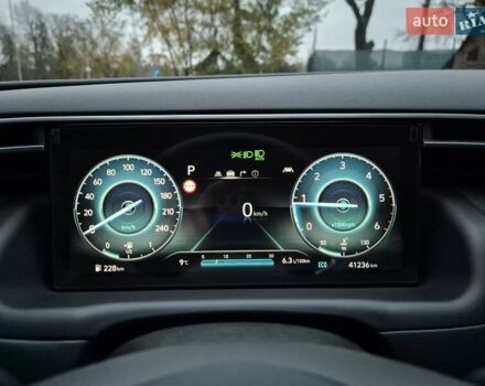 Білий Хендай Туксон, об'ємом двигуна 1.6 л та пробігом 41 тис. км за 33600 $, фото 83 на Automoto.ua