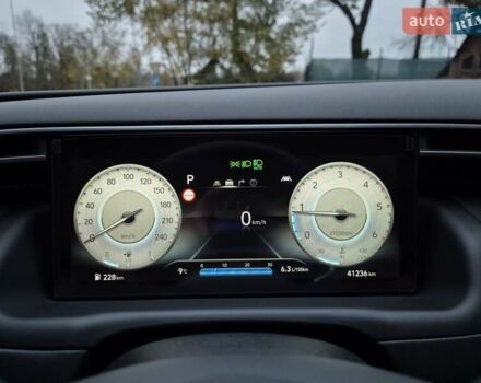 Білий Хендай Туксон, об'ємом двигуна 1.6 л та пробігом 41 тис. км за 33600 $, фото 81 на Automoto.ua