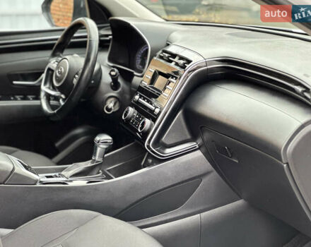 Белый Хендай Туксон, объемом двигателя 2 л и пробегом 123 тыс. км за 22800 $, фото 33 на Automoto.ua