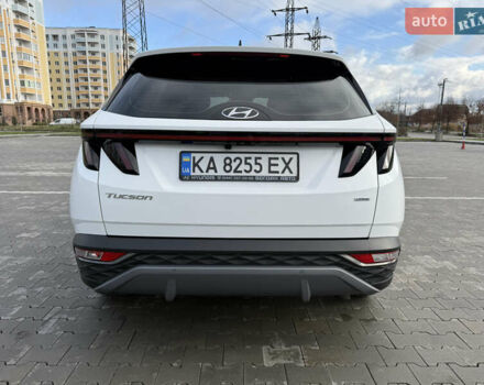 Белый Хендай Туксон, объемом двигателя 2 л и пробегом 41 тыс. км за 24650 $, фото 4 на Automoto.ua