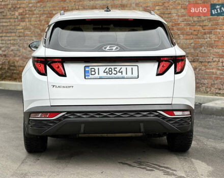 Белый Хендай Туксон, объемом двигателя 2 л и пробегом 123 тыс. км за 22800 $, фото 20 на Automoto.ua