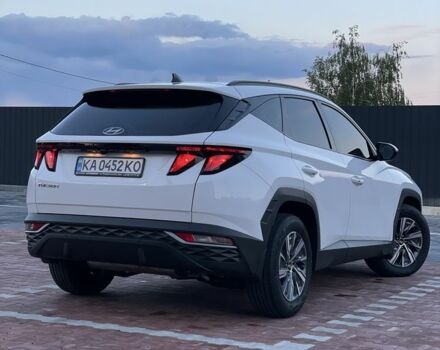 Белый Хендай Туксон, объемом двигателя 2 л и пробегом 36 тыс. км за 23900 $, фото 3 на Automoto.ua