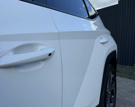 Белый Хендай Туксон, объемом двигателя 2 л и пробегом 58 тыс. км за 26900 $, фото 13 на Automoto.ua