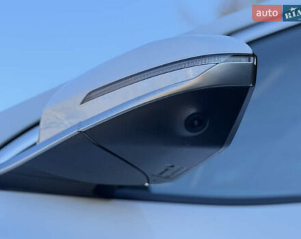 Білий Хендай Туксон, об'ємом двигуна 2 л та пробігом 37 тис. км за 28500 $, фото 6 на Automoto.ua