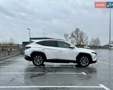 Білий Хендай Туксон, об'ємом двигуна 2 л та пробігом 67 тис. км за 24500 $, фото 3 на Automoto.ua