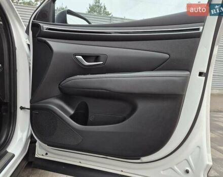 Білий Хендай Туксон, об'ємом двигуна 1.6 л та пробігом 41 тис. км за 33600 $, фото 63 на Automoto.ua