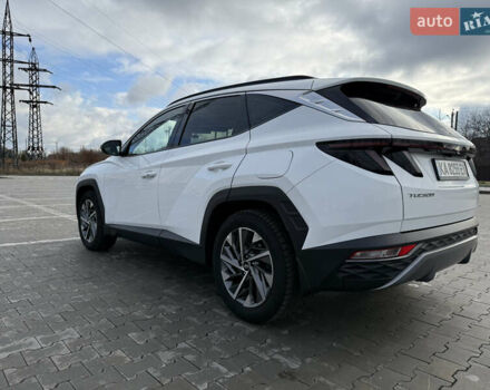 Белый Хендай Туксон, объемом двигателя 2 л и пробегом 41 тыс. км за 24650 $, фото 5 на Automoto.ua
