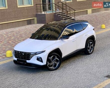 Белый Хендай Туксон, объемом двигателя 1.6 л и пробегом 93 тыс. км за 32999 $, фото 1 на Automoto.ua