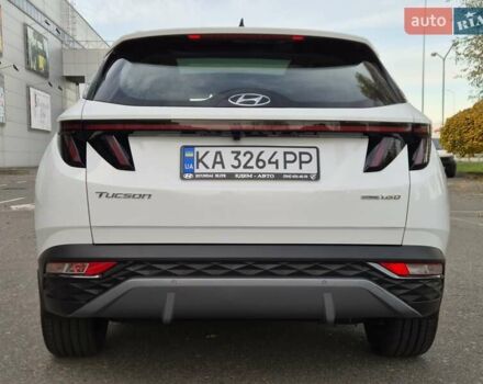 Білий Хендай Туксон, об'ємом двигуна 1.6 л та пробігом 41 тис. км за 33600 $, фото 2 на Automoto.ua