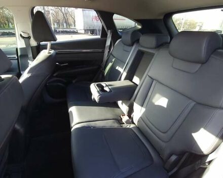 Белый Хендай Туксон, объемом двигателя 2 л и пробегом 108 тыс. км за 27999 $, фото 15 на Automoto.ua