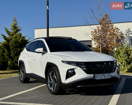 Белый Хендай Туксон, объемом двигателя 2 л и пробегом 147 тыс. км за 23700 $, фото 63 на Automoto.ua