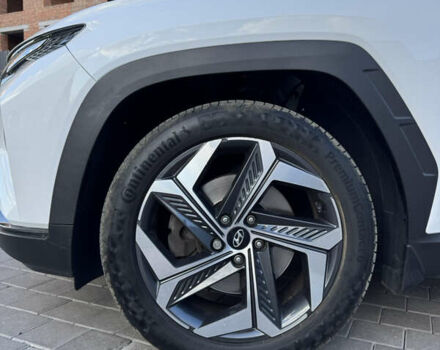 Белый Хендай Туксон, объемом двигателя 2 л и пробегом 58 тыс. км за 26900 $, фото 15 на Automoto.ua