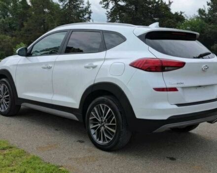 Белый Хендай Туксон, объемом двигателя 2.4 л и пробегом 26 тыс. км за 13000 $, фото 3 на Automoto.ua