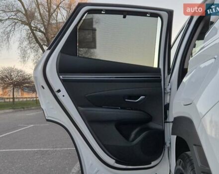 Білий Хендай Туксон, об'ємом двигуна 1.6 л та пробігом 42 тис. км за 32500 $, фото 77 на Automoto.ua