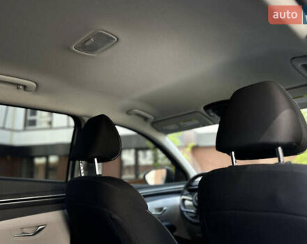 Белый Хендай Туксон, объемом двигателя 2.5 л и пробегом 47 тыс. км за 30000 $, фото 39 на Automoto.ua