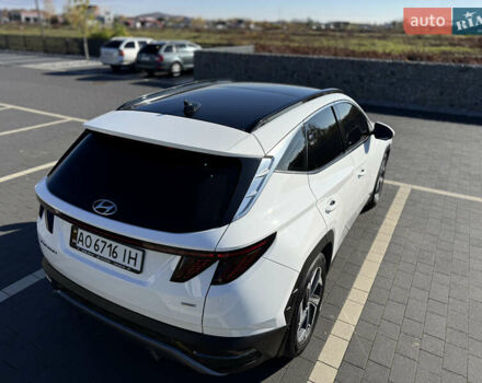 Белый Хендай Туксон, объемом двигателя 2 л и пробегом 147 тыс. км за 23700 $, фото 17 на Automoto.ua