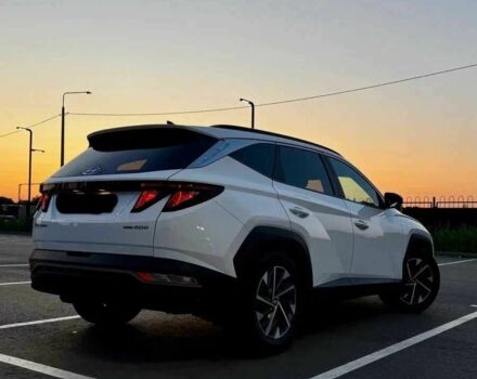 Білий Хендай Туксон, об'ємом двигуна 2 л та пробігом 65 тис. км за 21000 $, фото 4 на Automoto.ua