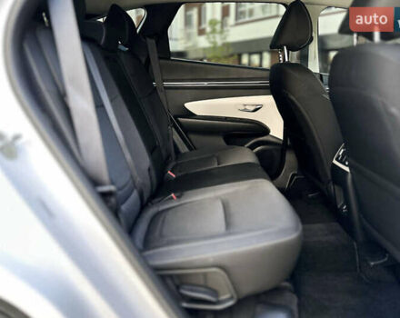 Белый Хендай Туксон, объемом двигателя 2.5 л и пробегом 47 тыс. км за 30000 $, фото 41 на Automoto.ua