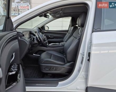 Білий Хендай Туксон, об'ємом двигуна 1.6 л та пробігом 42 тис. км за 32500 $, фото 67 на Automoto.ua