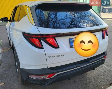 Белый Хендай Туксон, объемом двигателя 2 л и пробегом 108 тыс. км за 27999 $, фото 26 на Automoto.ua