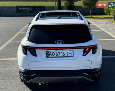 Белый Хендай Туксон, объемом двигателя 2 л и пробегом 147 тыс. км за 23700 $, фото 38 на Automoto.ua