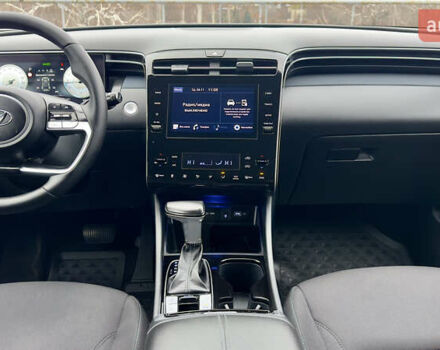 Білий Хендай Туксон, об'ємом двигуна 2 л та пробігом 67 тис. км за 24500 $, фото 63 на Automoto.ua