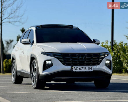 Белый Хендай Туксон, объемом двигателя 2 л и пробегом 147 тыс. км за 23700 $, фото 58 на Automoto.ua