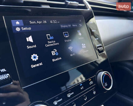 Белый Хендай Туксон, объемом двигателя 2.5 л и пробегом 47 тыс. км за 30000 $, фото 35 на Automoto.ua