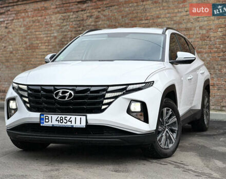 Белый Хендай Туксон, объемом двигателя 2 л и пробегом 123 тыс. км за 22800 $, фото 2 на Automoto.ua