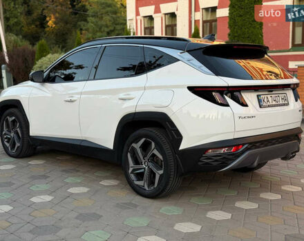 Белый Хендай Туксон, объемом двигателя 1.6 л и пробегом 75 тыс. км за 32000 $, фото 3 на Automoto.ua
